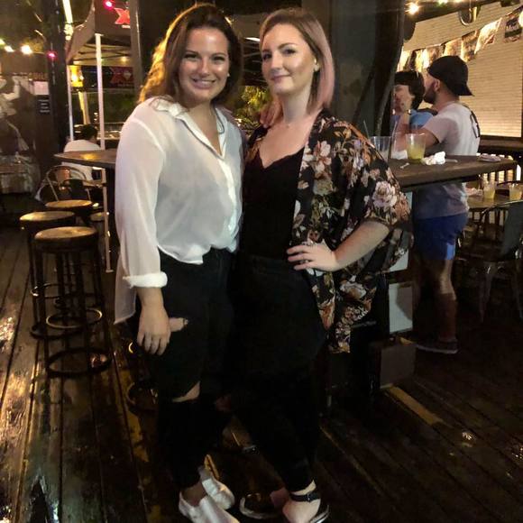 Meet your Posher, Olivia - Picture 1 of 1